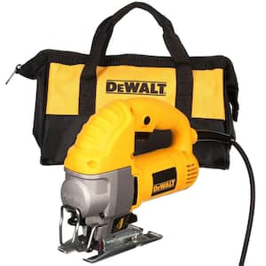 DEWALT 15 Amp Corded 7-1/4 in. Lightweight Circular Saw DWE575 - The Home  Depot