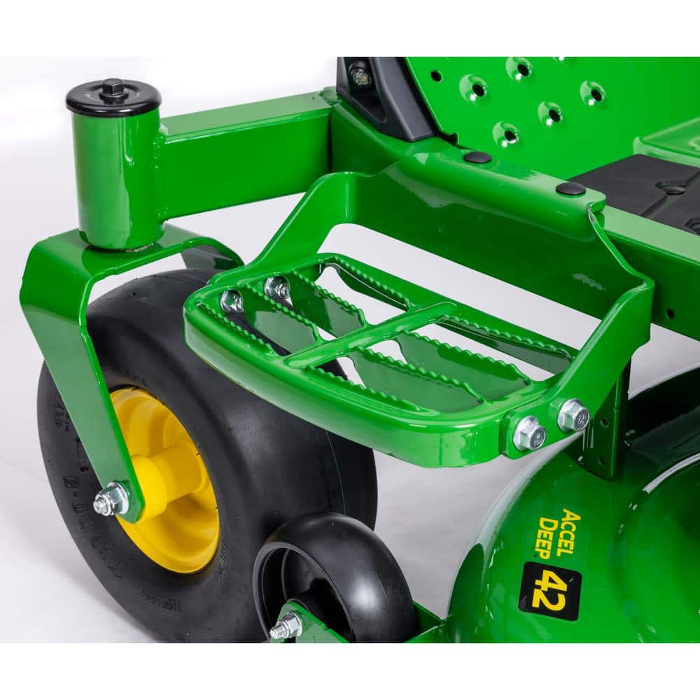https://images.thdstatic.com/productImages/38d3b828-80e0-4557-aa20-bd78261fbf93/svn/john-deere-other-mower-attachments-buc11478-64_1000.jpg