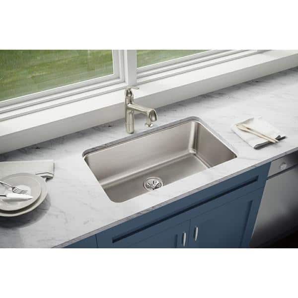 Lustertone 31 in. Undermount Single Bowl 18-Gauge Stainless Steel Kitchen Sink w/ Accessories