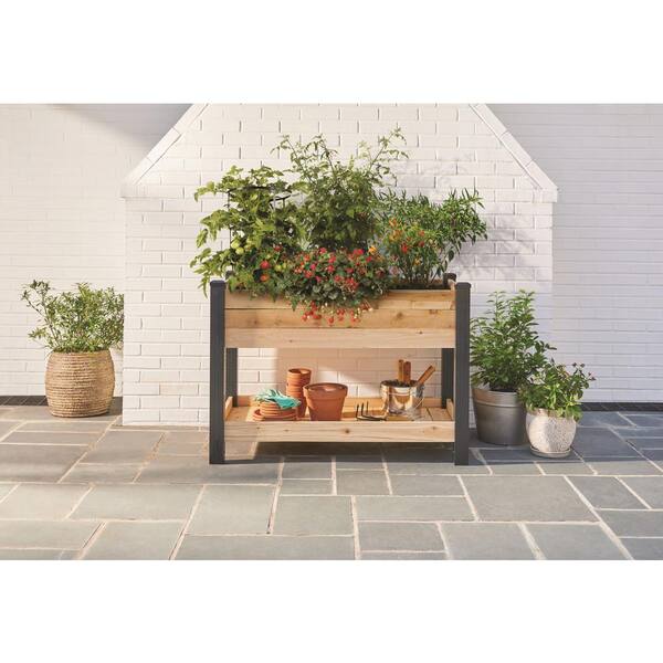 https://images.thdstatic.com/productImages/38f4d89a-1c04-431c-a73c-3a3fd5d29fe8/svn/wood-vigoro-raised-planter-boxes-445190-40_600.jpg