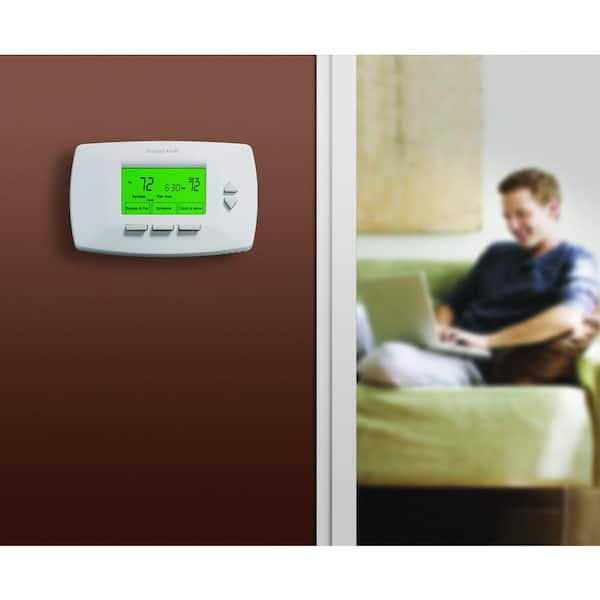 https://images.thdstatic.com/productImages/38f85bb4-8994-4ed9-8348-6c56344c87e0/svn/honeywell-home-programmable-thermostats-rth7500d-1d_600.jpg