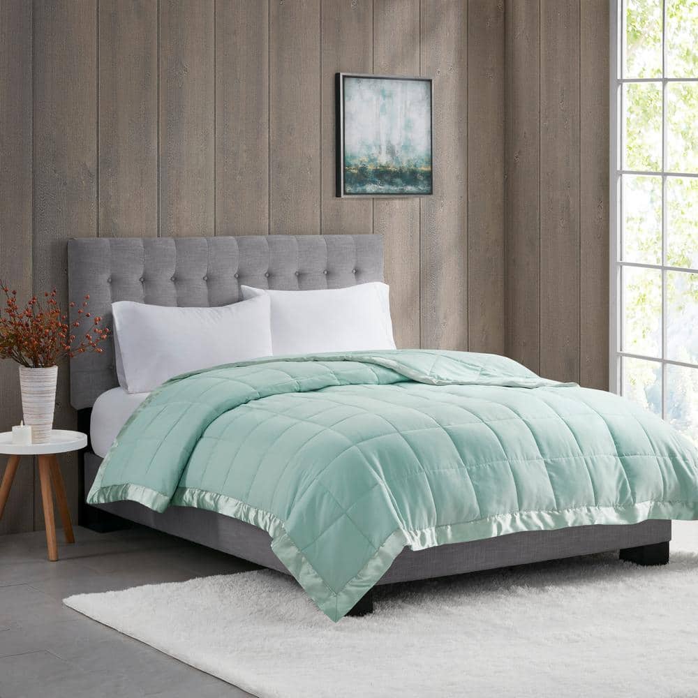 Twin Green Down Alternative Blanket with Satin Trim