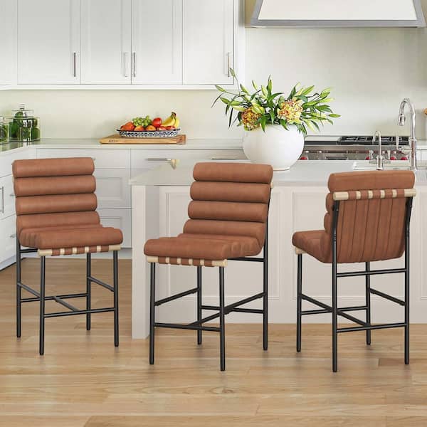 Spruce & Spring Zephyra Saddle Brown Upholstered Leather Spruce & Spring Zephyra Saddle Brown Upholstered Leather