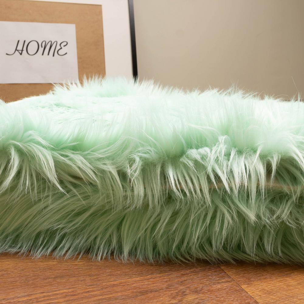 Mint Green Faux Fur Shag Rug - 5' x 7'