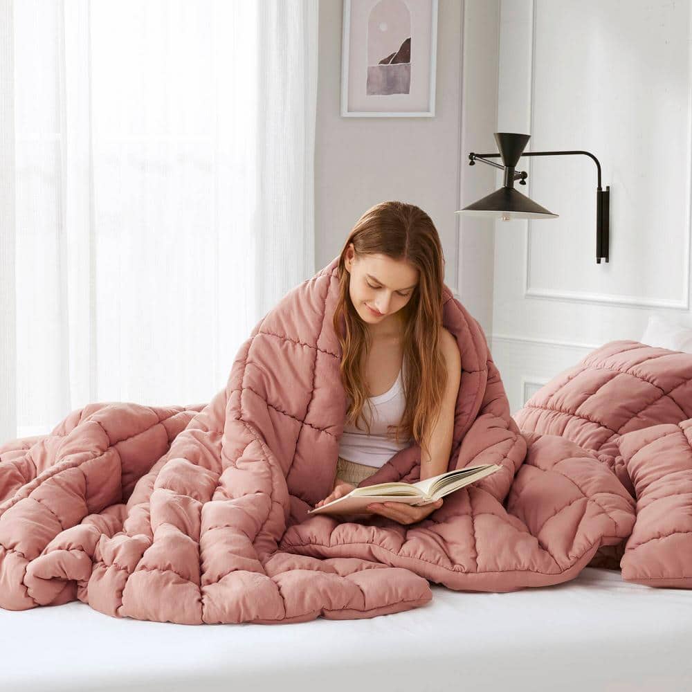 King Rose Down Alternative Microfiber Comforter Set