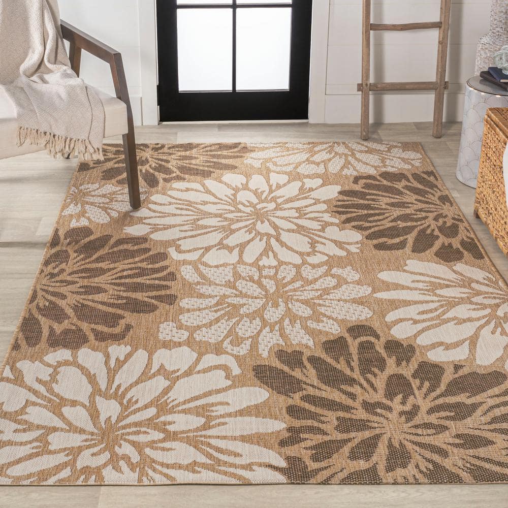 Brown and Cream Floral Synthetic Rectangular Area Rug, 5'3" x 7'7"