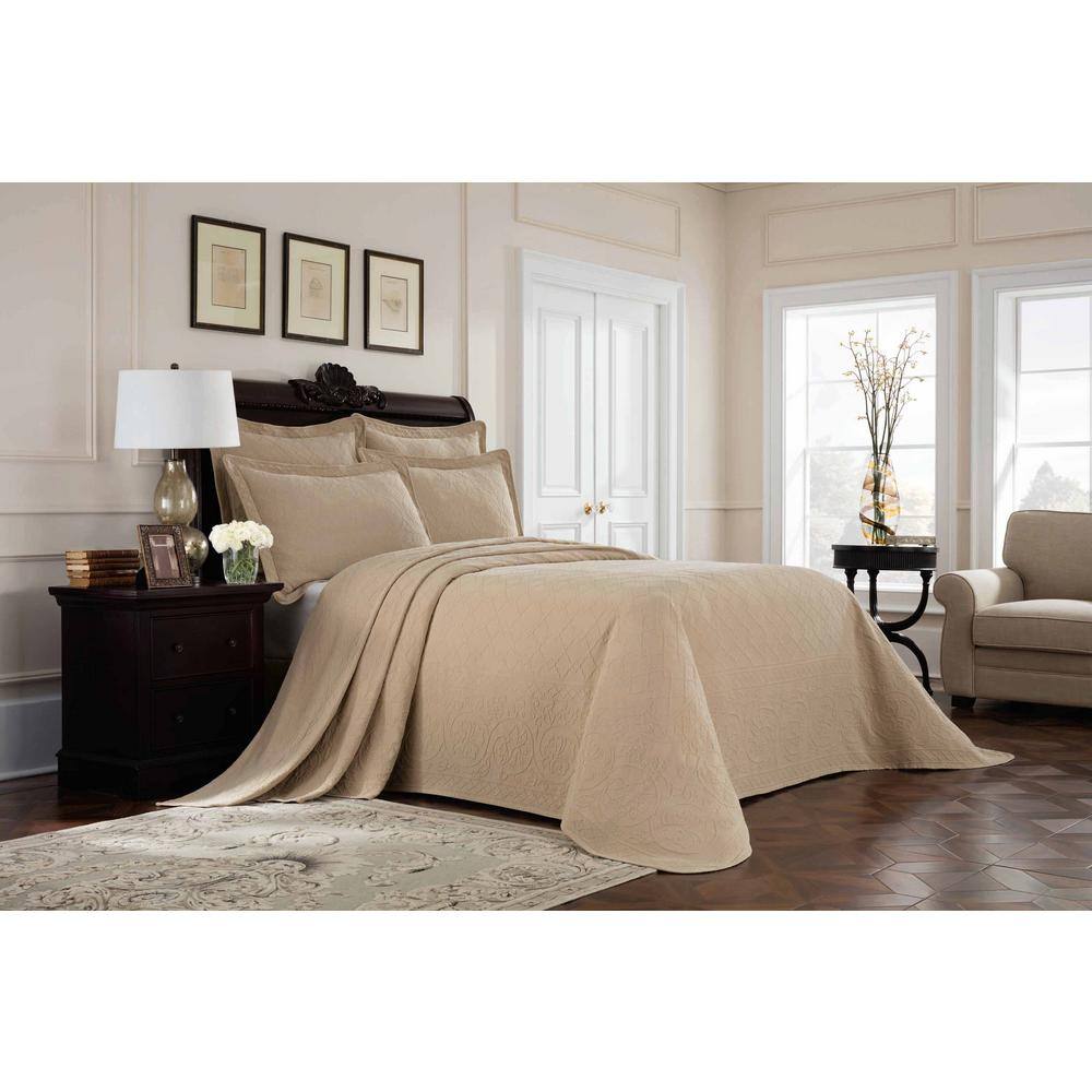 Royal Heritage Home Williamsburg Richmond Linen Solid Queen Coverlet 048975018088 The Home Depot