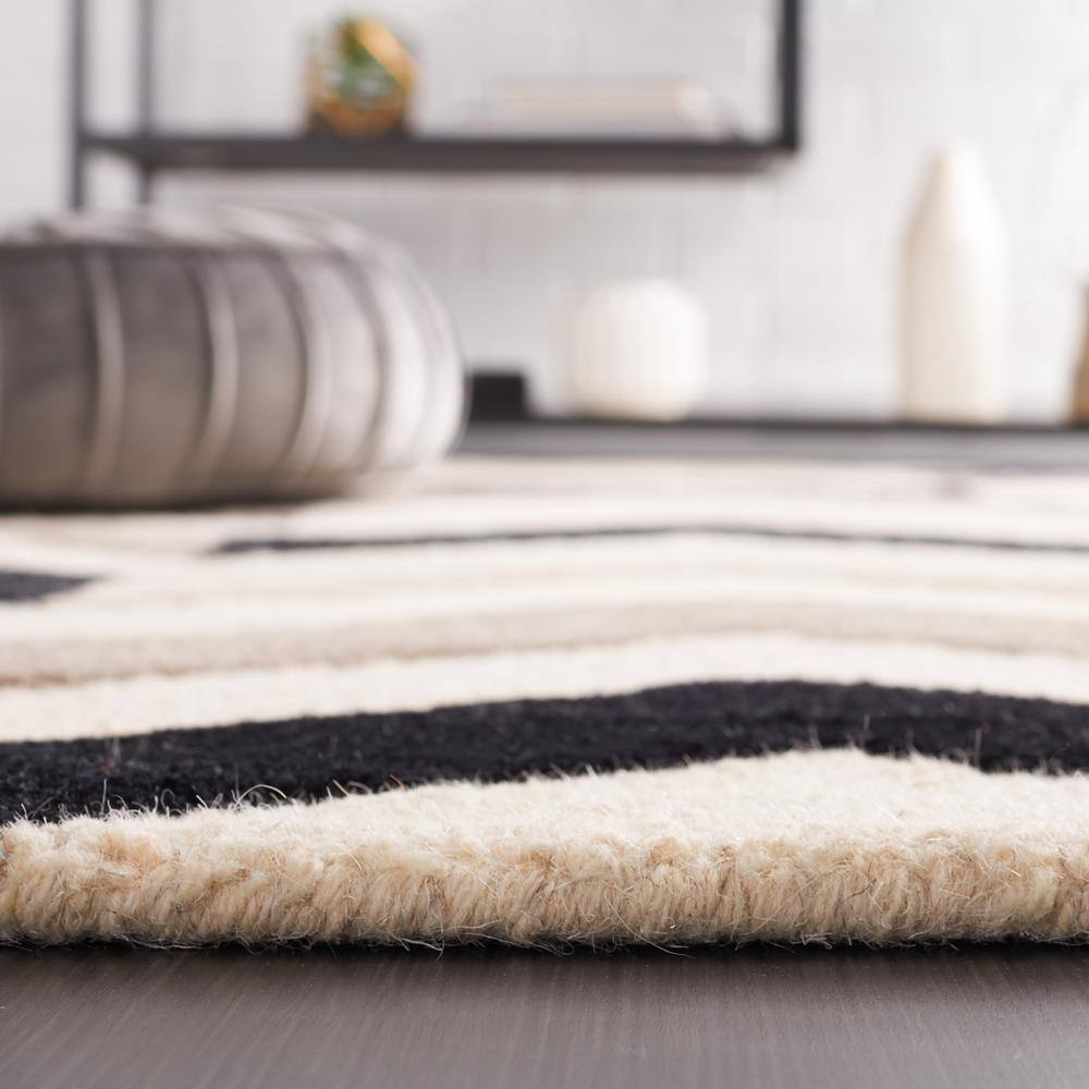 Ivory and Black Hand-Tufted Wool 6' x 9' Rectangular Area Rug