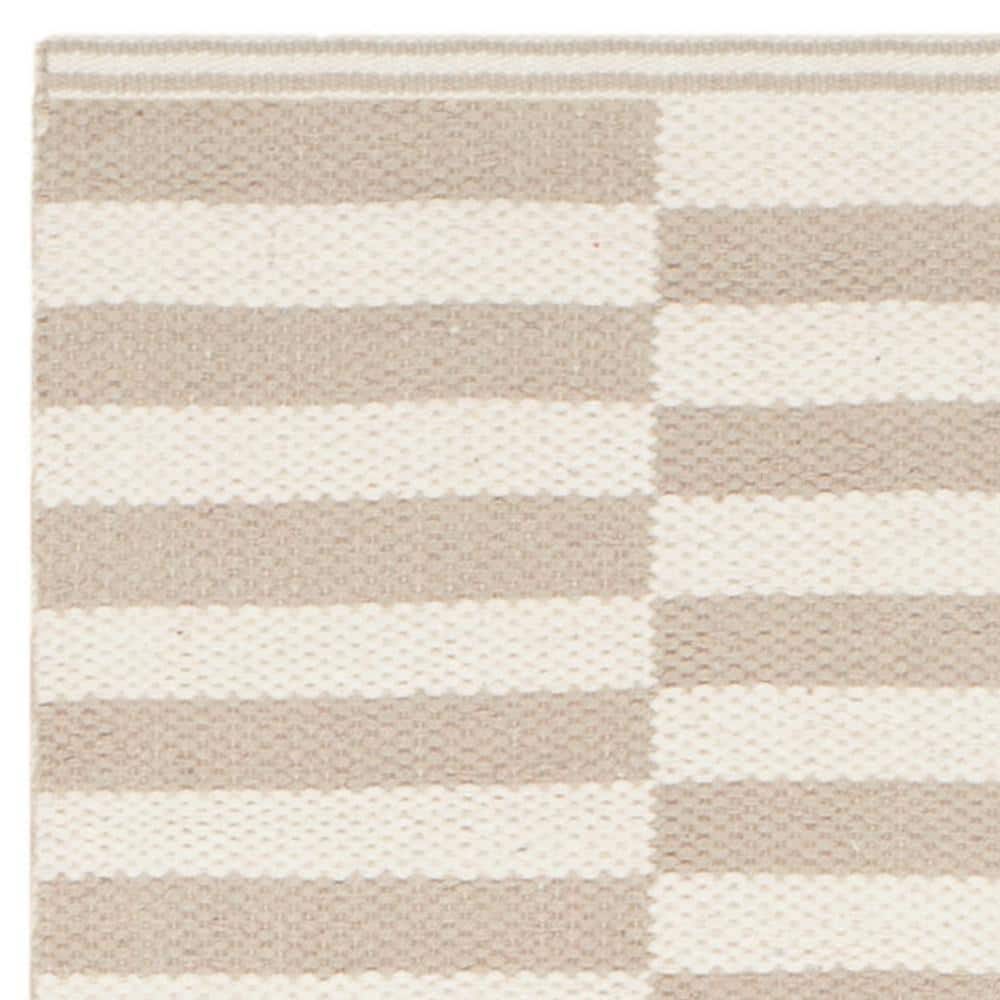 Coastal Charm Ivory and Light Grey Cotton Runner Rug - 2'3" x 5'
