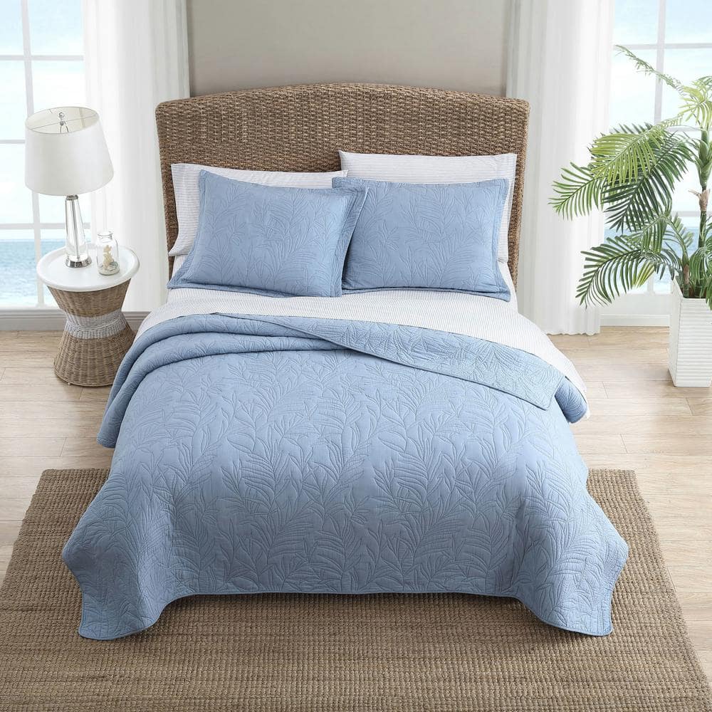 King Blue Cotton Reversible Quilt Set with Tropical Stitching
