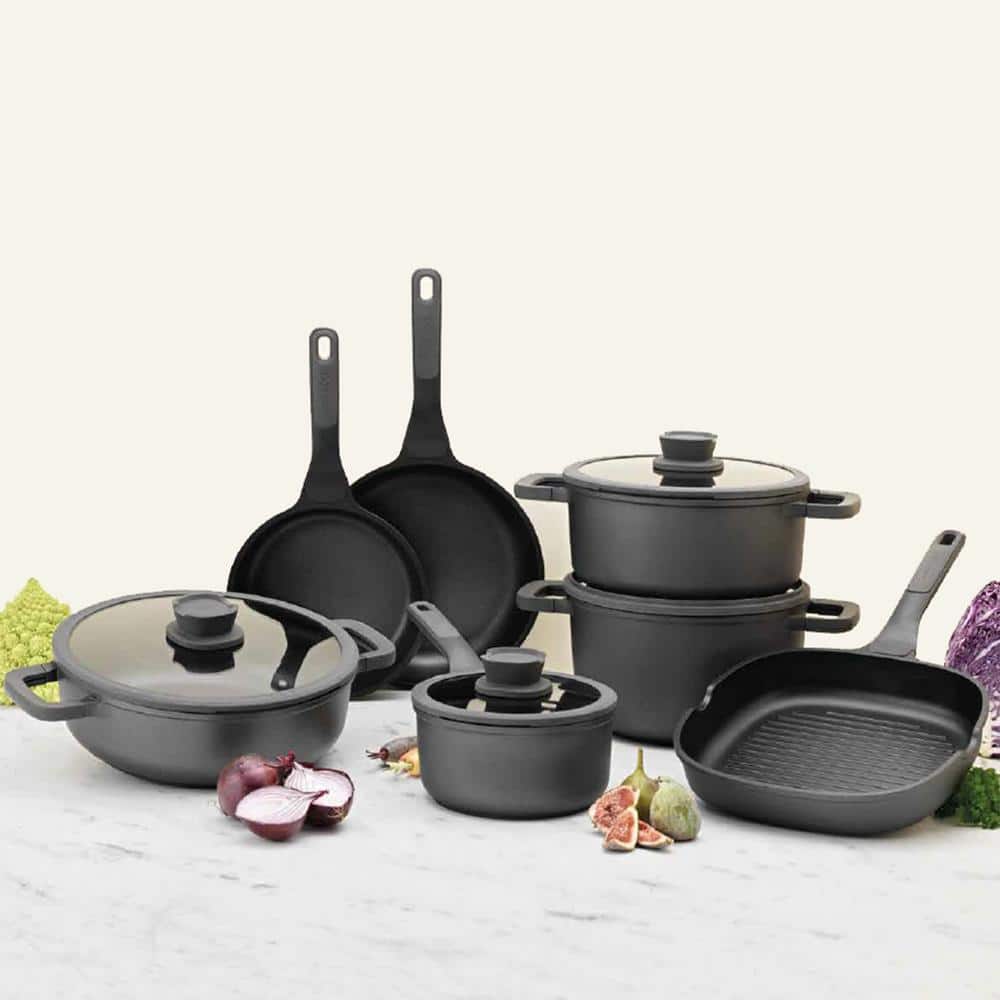 BergHOFF Stone 11-Piece Cast Aluminum Nonstick Cookware Set in Black ...