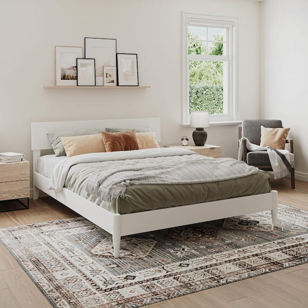 Aria White Solid Wood Frame Queen Modern Low Profile Platform Bed