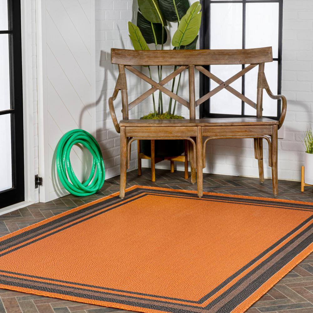 Gray and White Stripe Synthetic 4' x 6' Reversible Rug