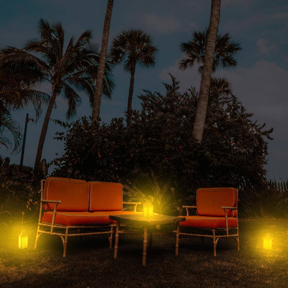 12.88 Outdoor Vintage Solar LED Lantern with Auto Dawn-to-Dusk Sensor