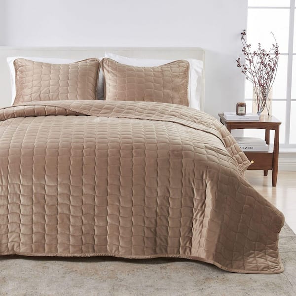 Cappuccino Luxury Velvet Polyester Stitched 2 Piece Quilt Set, Twin / Twin XL