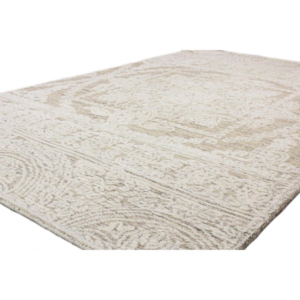 Verona Beige 8 ft. x 10 ft. (7'6" x 9'6") Geometric Transitional Area Rug