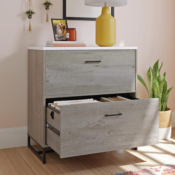 Acadia Tremont Chest with Split Top Drawer