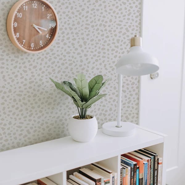 Novogratz Perfectly Neutral Scout Vinyl Peel and Stick Wallpaper Roll (Covers 28 sq. ft.)