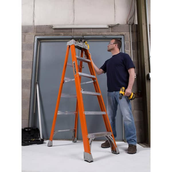 Louisville Ladder 8 Foot 300lb Load Capacity Fiberglass Cross Step/Shelf  Ladder FXS1508