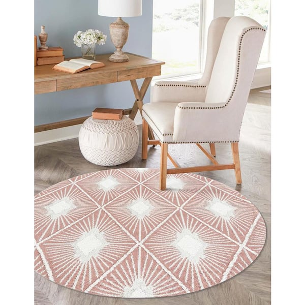 Boho Lilah Pink 5 ft. 3 in. x 5 ft. 3 in. Area Rug