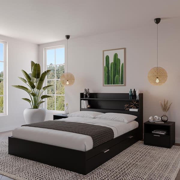 Hunter 4-Piece Black Queen Size Bedroom Set