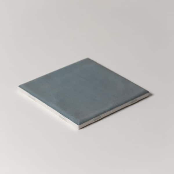 Harvest 4 in. x 4 in. Blueberry Gloss Glazed Ceramic Wall Tile Sample