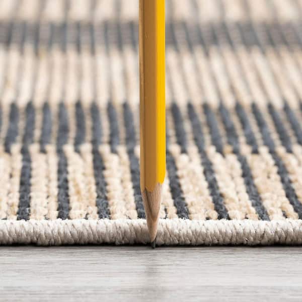 Bailey Black 8 ft. x 10 ft. Transitional Geometric Flat Weave Polypropylene Rectangle Indoor/Outdoor Area Rug