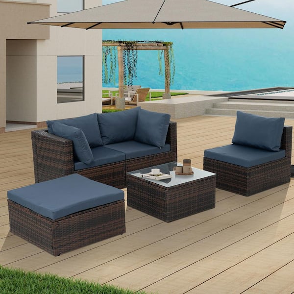 Tunearary Outdoor Patio 5 Piece Brown PE Wicker Conversation Set Furniture Set with Tempered Glass Table and Blue Cushion Cushion