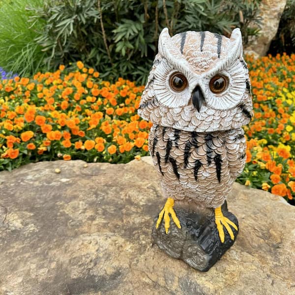 Solar Tiger Owl Motion Detector Garden Sculpture with Flashing