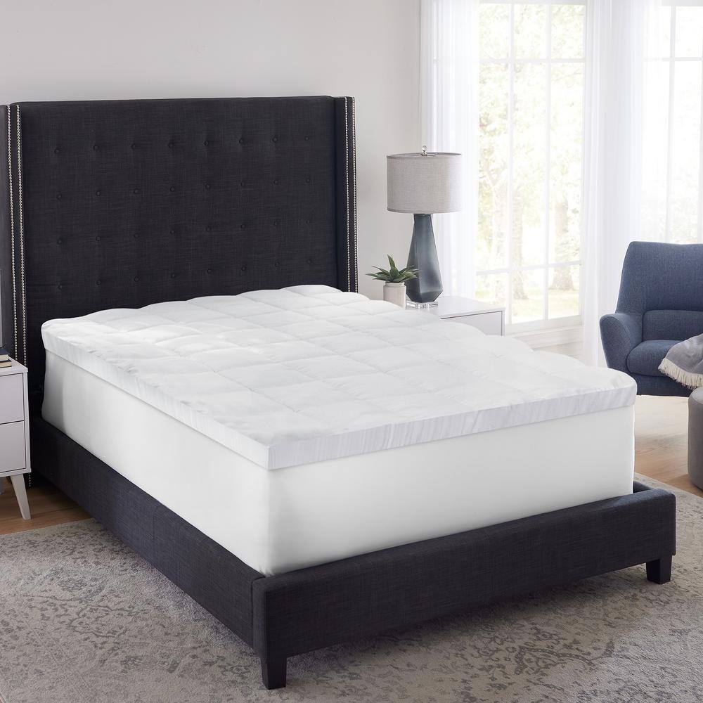 Full Size White Hybrid Memory Foam and Fiber Mattress Topper