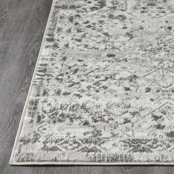 Rhane Alreka Gray 5 ft. 3 in. x 7 ft. 3 in. Oriental Polypropylene Area Rug