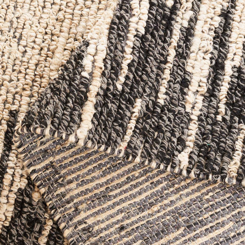 Bleach and Black Handmade Jute Wool Square Area Rug 6'x6'