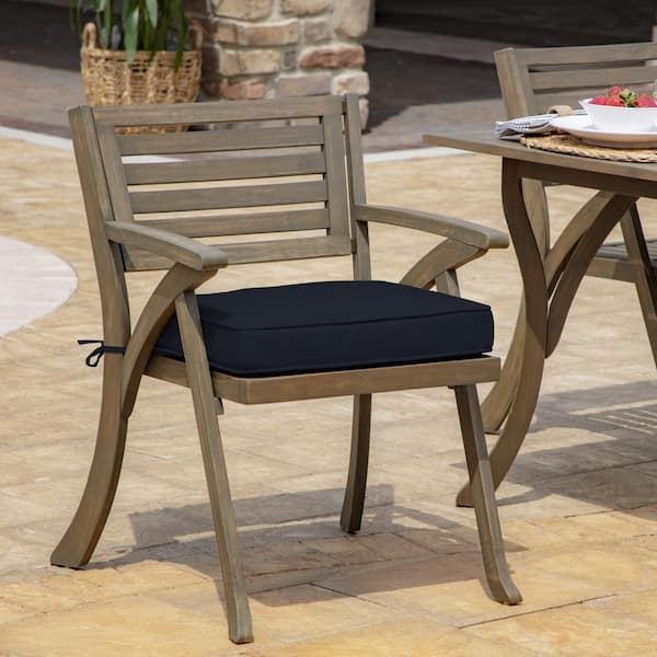 https://images.thdstatic.com/productImages/3a0637ef-fec6-41a7-9127-7560e667013c/svn/arden-selections-outdoor-dining-chair-cushions-am0ef01b-dkz1-e1_600.jpg