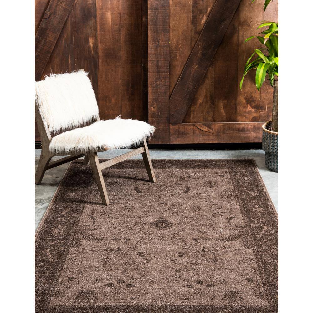 La Jolla Easy-Care Floral Brown Synthetic Area Rug, 7x10 ft