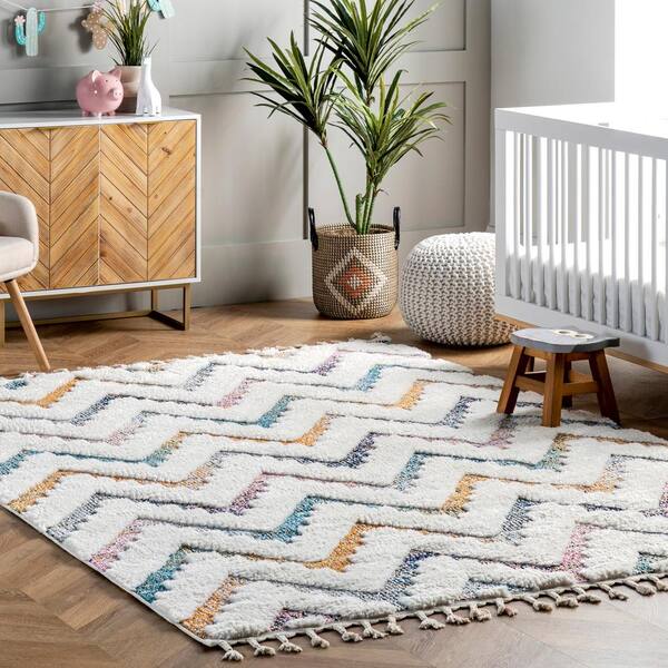 Rumi High-Low Chevron Tassel Beige 5 ft. 3 in. x 7 ft. 6 in. Indoor Area Rug