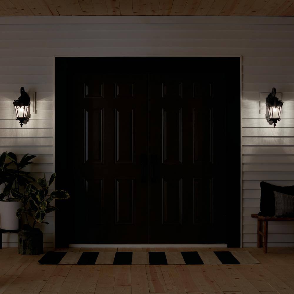 Bronze and Black Traditional Outdoor Wall Lantern with Clear Glass