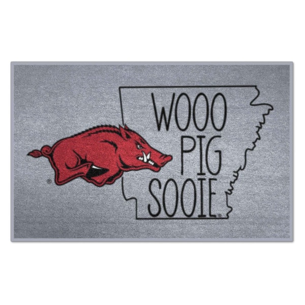 FANMATS Arkansas Razorbacks Southern Style Gray 1.5 ft. x 2.5 ft. Starter Area Rug