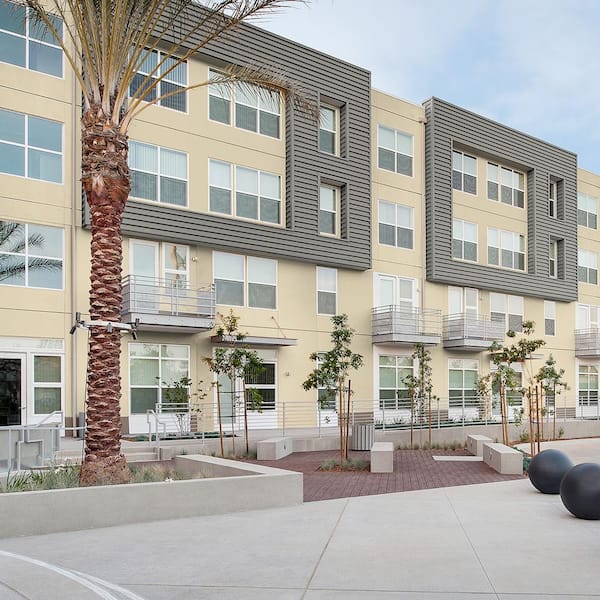 1 gal. #PPF-13 Sunning Deck Semi-Gloss Exterior Paint