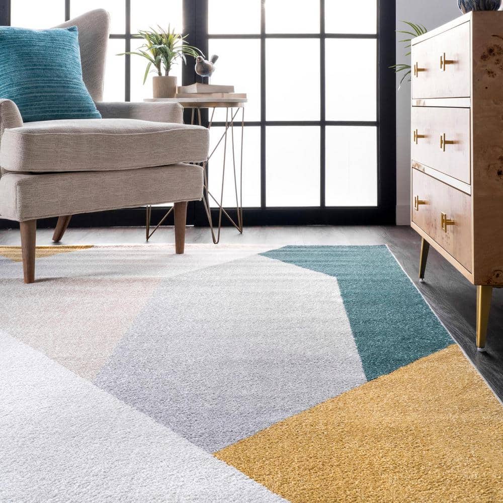 Gray and Multicolor Abstract Synthetic Area Rug, 6.5 x 9 ft