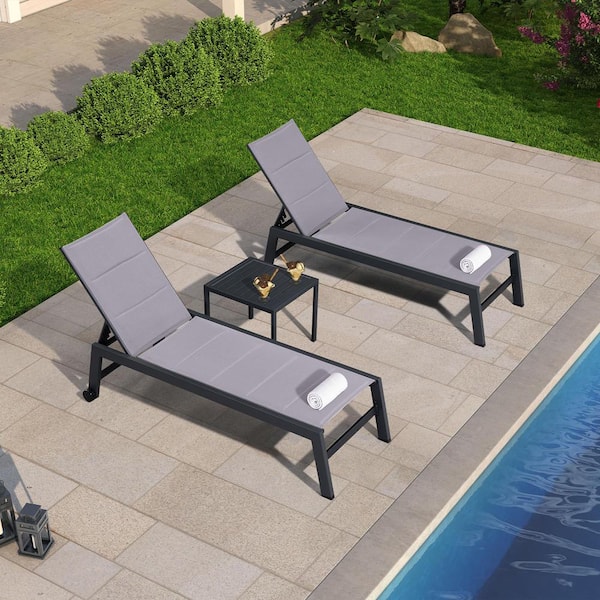 PURPLE LEAF Aluminum Outdoor Patio Metal Chaise Lounge with Wheels and Side Table for Outside Beach Sunbathing (Set of 2)