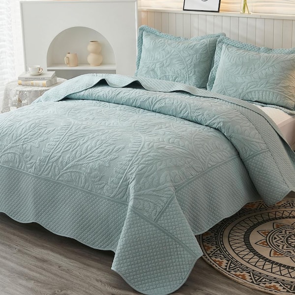 King Size Turquoise Color Embroidered 3 Pieces Reversible Bedding Quilt Set 