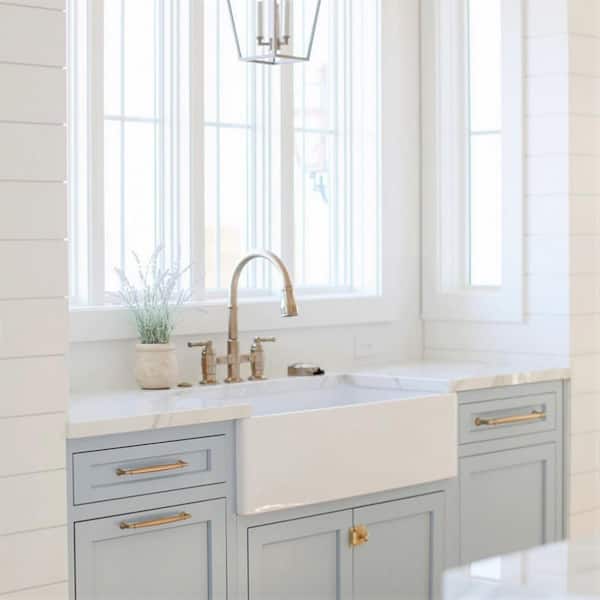 Farmhouse A Front Fireclay 36, What Are Old Farmhouse Sinks Made Of Wood Called
