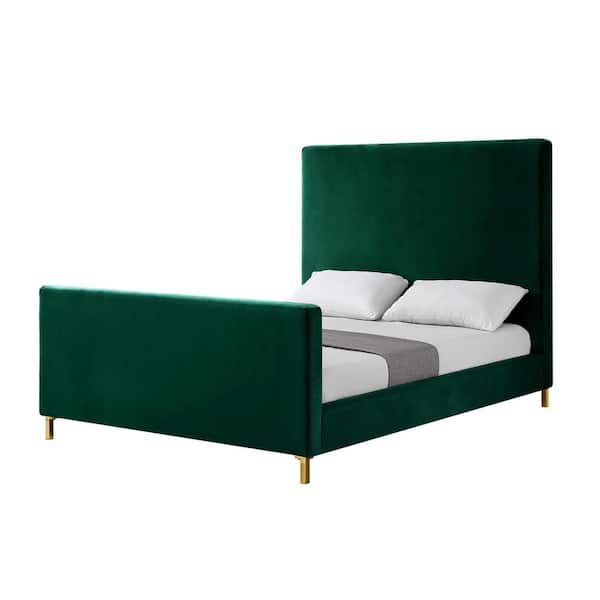 Stefania Hunter Green Queen Size Velvet Platform Bed