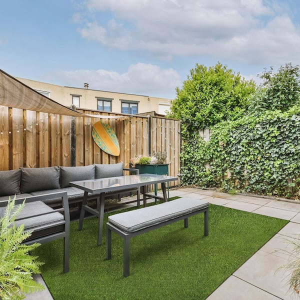 Emerald Green 6 ft. x 8 ft. Green Artificial Grass Turf Runner Rug