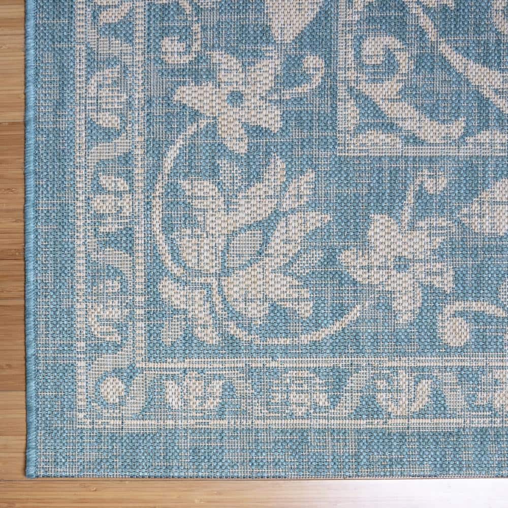 Paseo Oasis Green Synthetic 8' x 10' Reversible Flatweave Rug