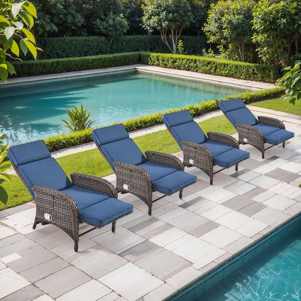 moosprr Farmhouse Brown 4-Piece Wicker Outdoor Chaise Lounge with Blue Cushions and Adjustable Recline Functions for Poolside