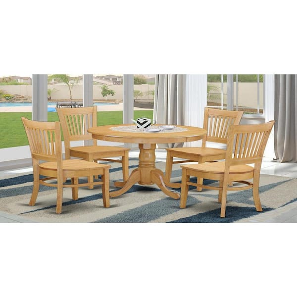 East West Furniture 5-Piece Round Natural Oak Finish Solid Wood Top Dining table with 4 Chairs with Lattice Back