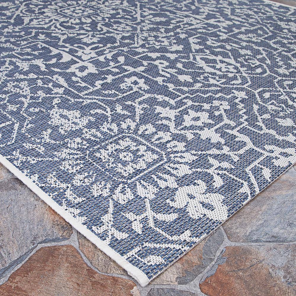 Navy-Ivory Floral Flatwoven Wool-Blend 8'6" x 13' Area Rug