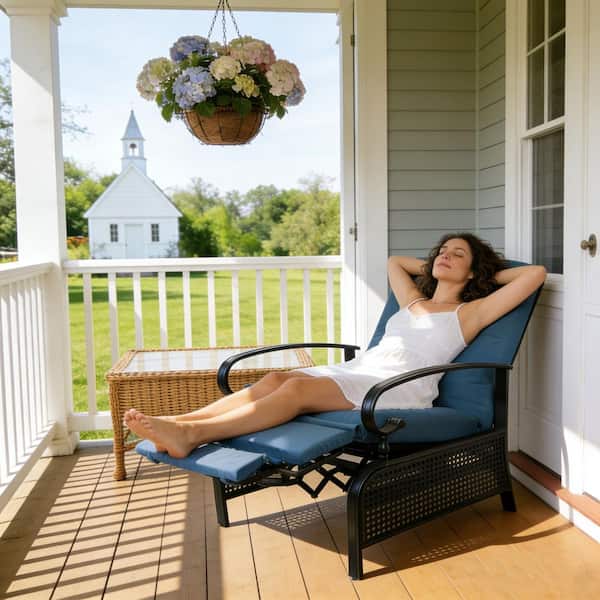 KOZYARD Black Metal Outdoor Recliner with Aqua Cushions for