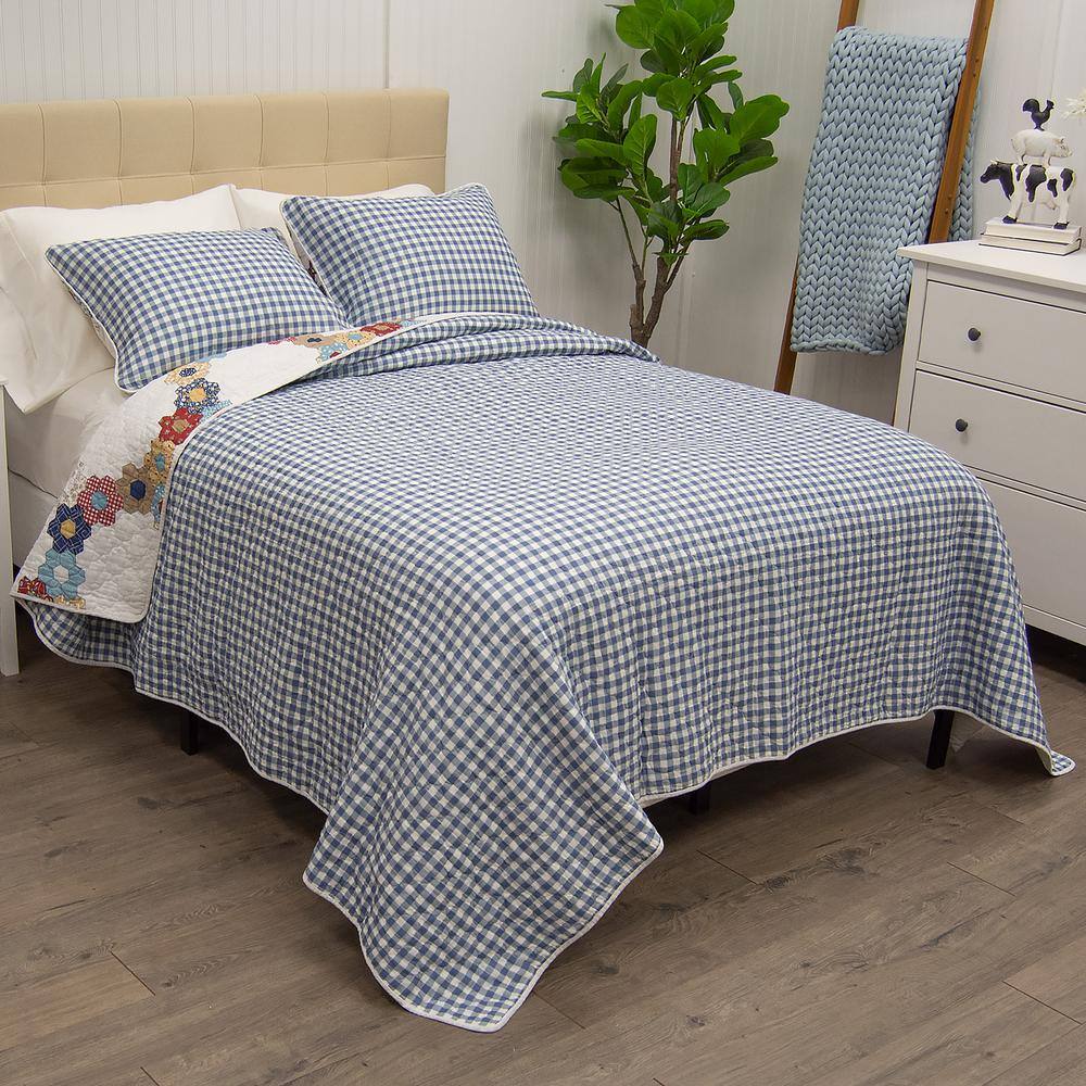 White Cotton King Reversible Floral Quilt Set